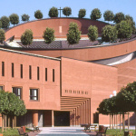 En Essonne, cette étonnante cathédrale cylindrique en briques est l'une des églises les plus insolites de la région