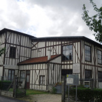 Ce bâtiment de région parisienne est le dernier vestige du premier aérodrome du Monde