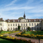 Dans le Val-d'Oise, cet ancien hôpital du 19e siècle va devenir un musée sur l'histoire de l'enfance