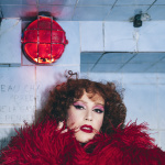 Les Meneuses : la revue qui revisite le cabaret au Théâtre Les Étoiles