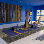 Valérie John au Palais de Tokyo : une exposition entre bleu indigo et mémoire de la Martinique
