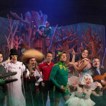 "Sacré Pan" : Une comédie délirante au Théâtre des Variétés à Paris