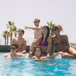 Oasis sur Netflix : un thriller espagnol dans un resort de luxe