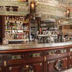 La petite histoire des grands restaurants de Paris : Au Chien Qui Fume, la mémoire des Halles