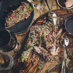 La recette de l'épaule d'agneau de lait confite, sauce zaatar d'Adam Bentalha