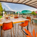 L'Aqua Restaurant installe sa terrasse italienne sur l'eau