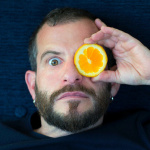 C'est compliqué : le seul en scène de Fabrice Petithuguenin