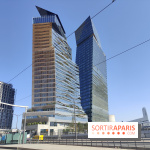 Quelles sont ces deux tours penchées à Paris dont l'architecture donne l'impression qu'elles vont tomber ?