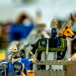 Exposition Playmobil histoires et légendes du Moyen-Âge au musée de l'Armée Invalides
