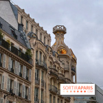 Que cache cette façade et ce toit en forme de bouchon de champagne ?