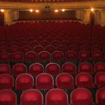 Cabaret à Paris : dîner-spectacle transformiste à l’Artishow dans le 11e