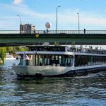 Une croisière gourmande et romantique sur la Seine à bord du Diamant Bleu