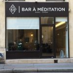 Bar à méditation