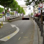 Paris : bientôt une piste cyclable sous l'Arc de Triomphe !