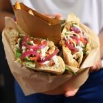 Sandwich de batard, le resto débarque à Paris 