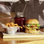 Solidarité : comment aider les commerçants, restaurateurs et producteurs ? 