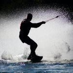 Insolite à Paris : du Ski Nautique sur la Seine
