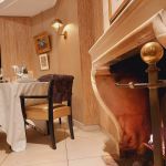 Insolite : un hôtel parisien nous propose de revivre une soirée comme dans "le monde d'avant"