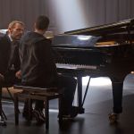 Au bout des doigts : critique et bande-annonce