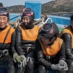 Haenyeo : les dernières gardiennes de la mer – Un hommage aux plongeuses de Jeju sur Apple TV+