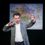 1515–Roi-Soleil : une Leçon d’Histoire au Théâtre de Poche