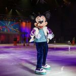 Disney sur Glace : Le Voyage Enchanté - Mickey Mouse