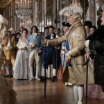 Jeanne du Barry (Maïwenn) et Johnny Depp (Louis XV) dans Jeanne du Barry