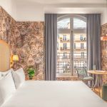 Miss Fuller, l'hôtel face à l'Arc de Triomphe