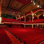 Lagardère met en vente ses salles de spectacle 