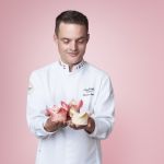 Le café de la Rose Lancôme par Nina Métayer sur les Champs-Elysées