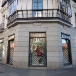 Paris Fashion Week : (re)découvrez les looks du défilé Loewe Prêt-à-Porter Femme Printemps-Été 2026