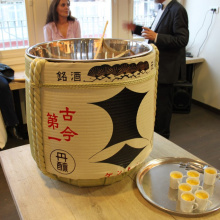 Paris Tokyo, Saké