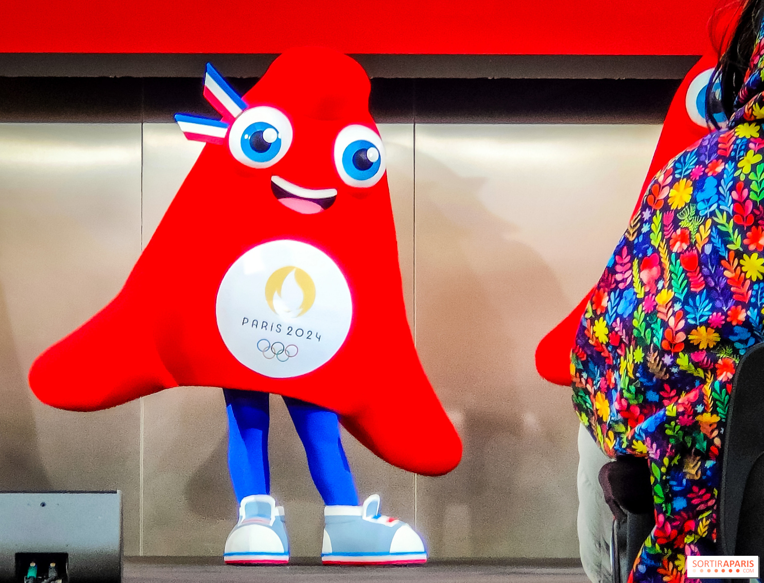 Paris 2024 : découvrez les Phryges, les deux mascottes des Jeux