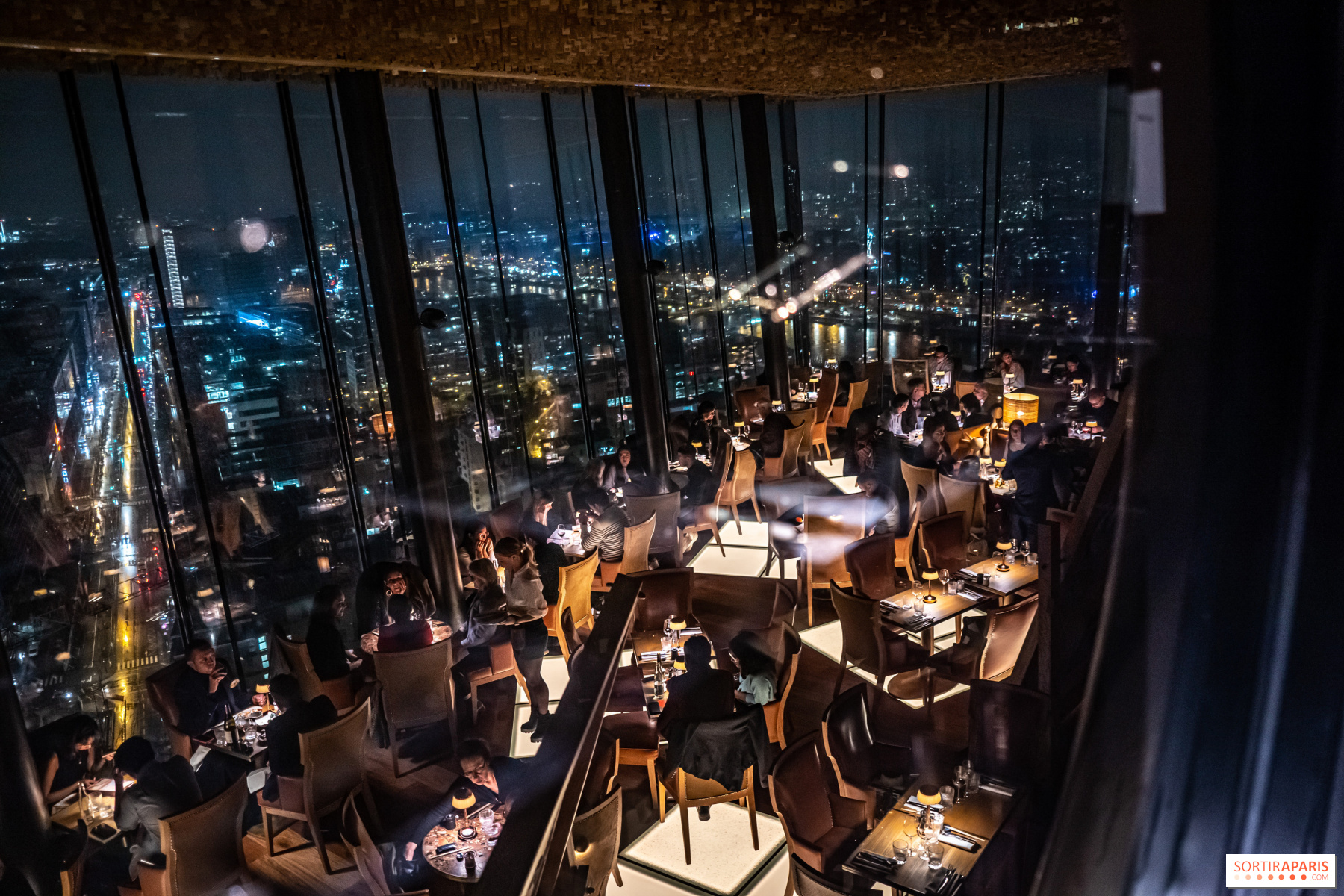 TOO Restaurant, we visited the gorgeous panoramic restaurant in