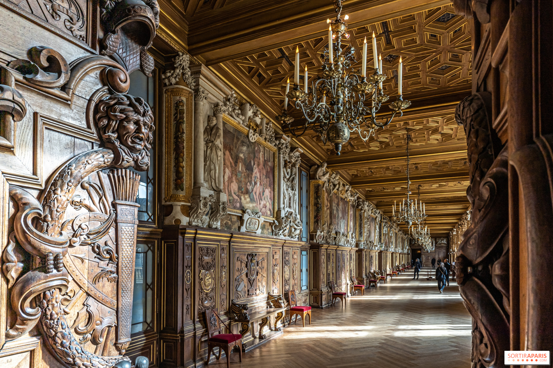 A Brief History of Château de Fontainebleau - History Guide