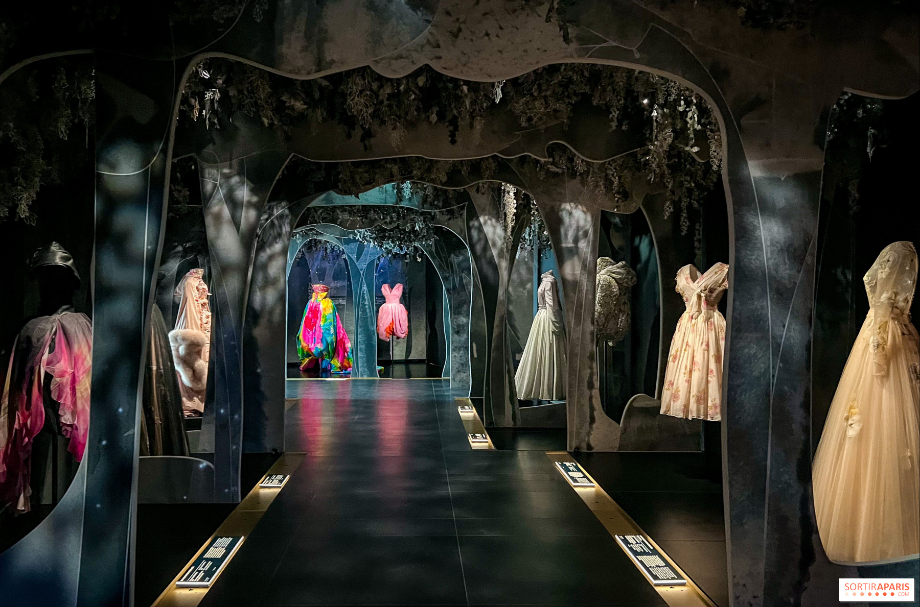 DIOR GALERIE  O museu da Dior em Paris 