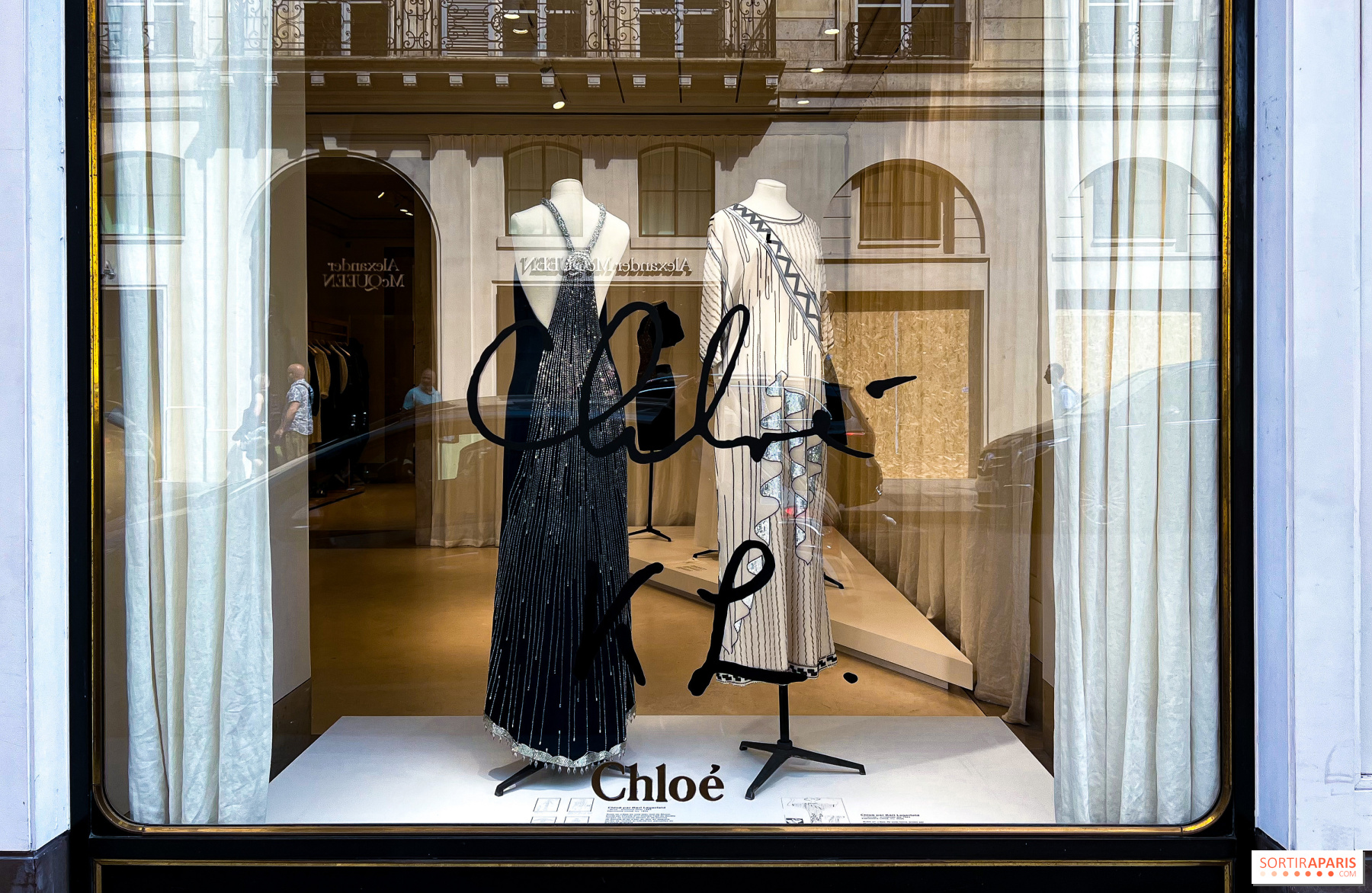 Broche De Sac Karl Lagerfeld Signée KL - Motif Sac à Main Doré - Occasion Très Bon état