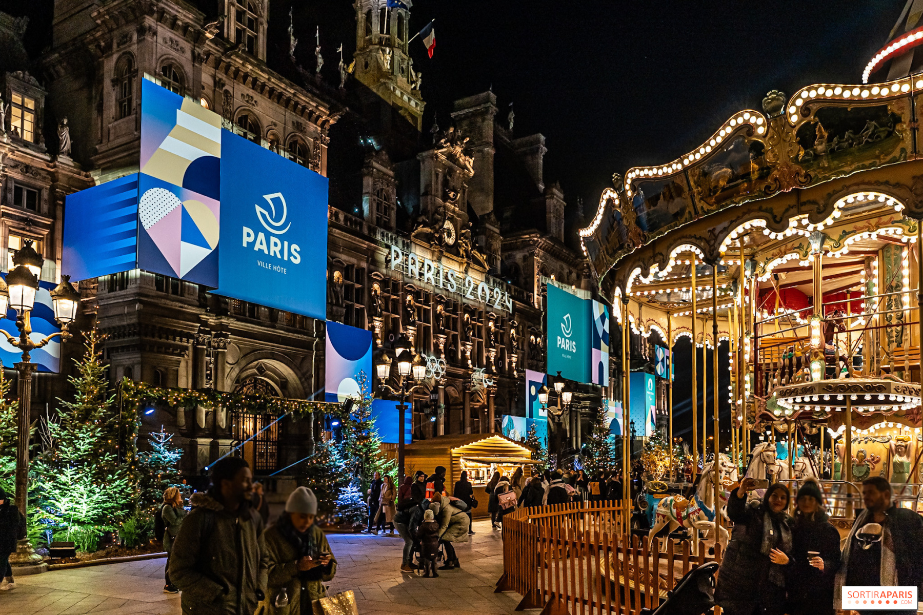 Cinq raisons d'aller au Village de Noël de l'Hôtel de - Ville de Paris