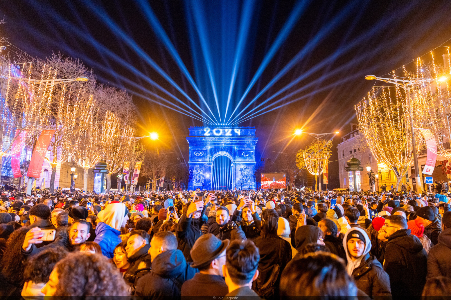 Nouvel An : 12.000 policiers déployés à Paris, les Champs-Élysées sécurisés