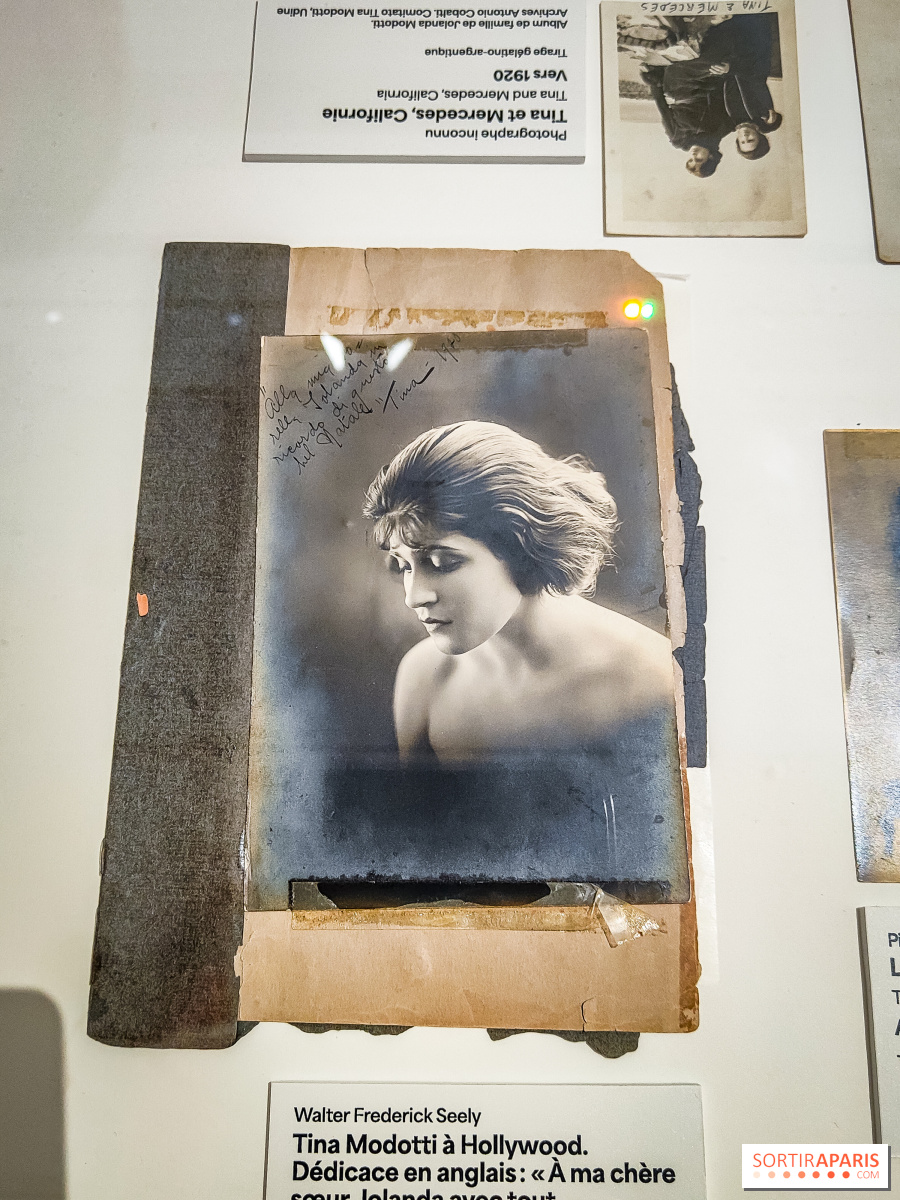 ティナ・モドッティ：ジュ・ド・ポームでの回顧写真展 - 写真