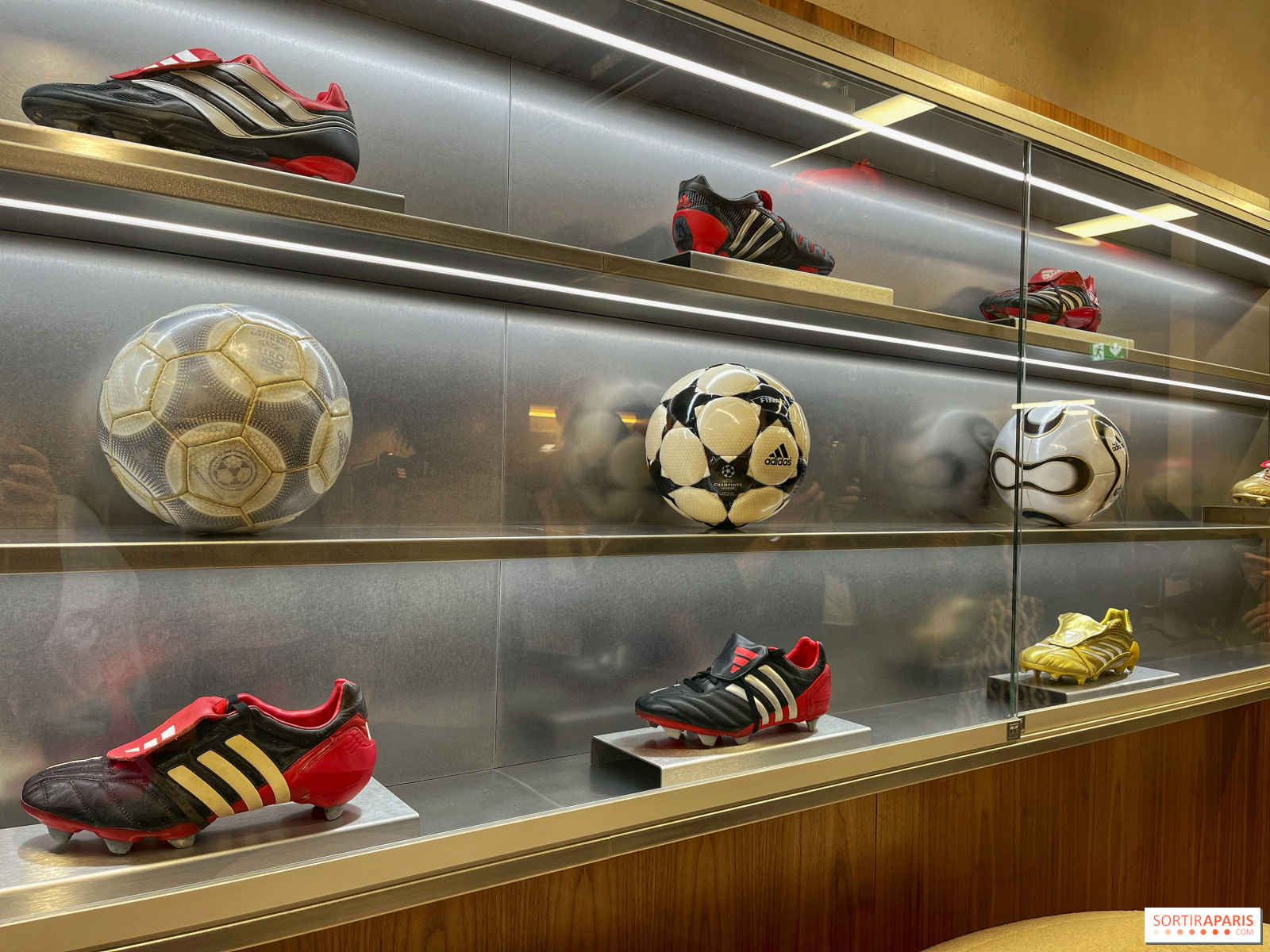 Home Of Sport Le Plus Grand Flagship Adidas D Europe Sur Les Champs Home Of Sport Le Plus Grand Flagship Adidas D Europe Sur Les Champs