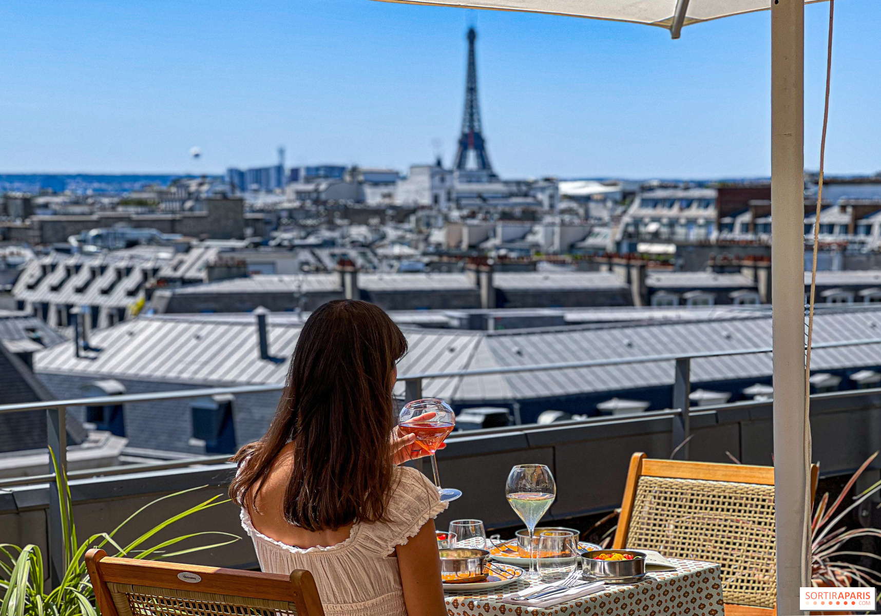 フランス語　HAUSSMANN A PARIS 　オスマン・パリ パリのル・プランタン・オスマン：象徴的な百貨店