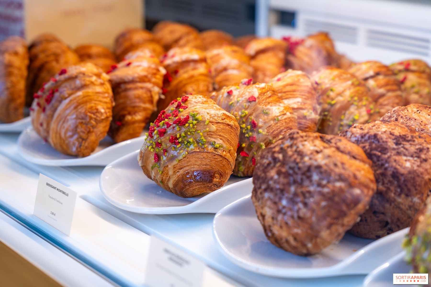 ピエール・エルメ La Patisserie de Pierre Herme ピエール・エルメ、ギャラリーラファイエットで儚い