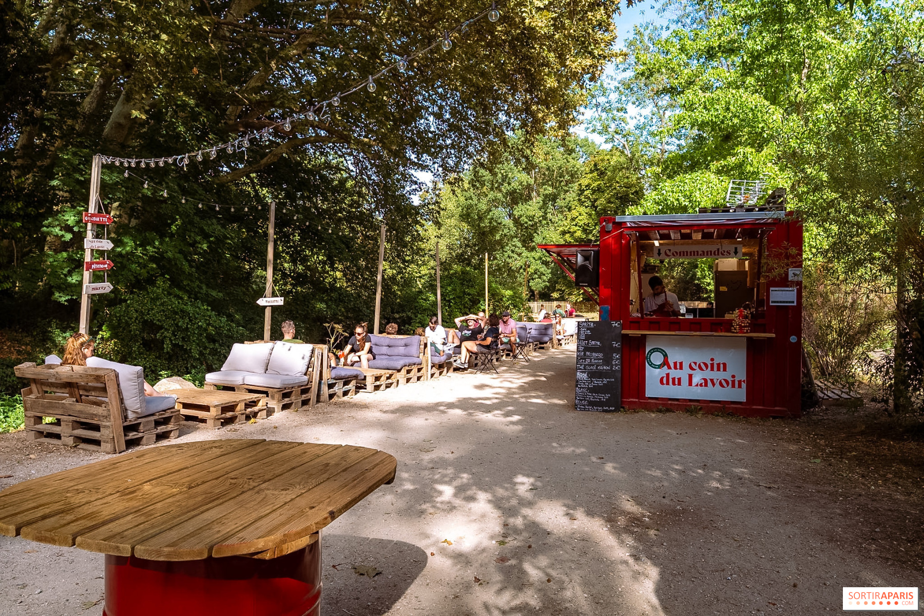 Guinguette cachée en vallée de Chevreuse dans les Yvelines : Au Coin du Lavoir