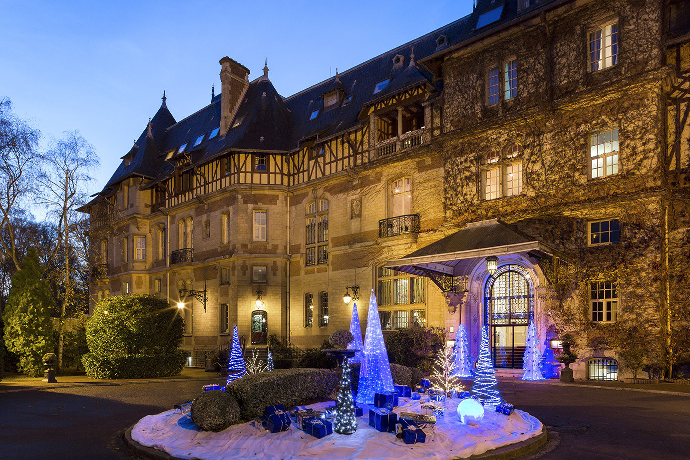 Maison Des Fêtes Et Des Familles Vénissieux