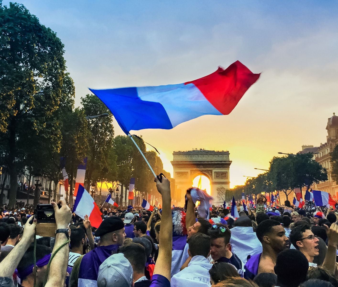 Coupe du monde : des Champs-Élysées à l'Élysée, le triomphe des Bleus