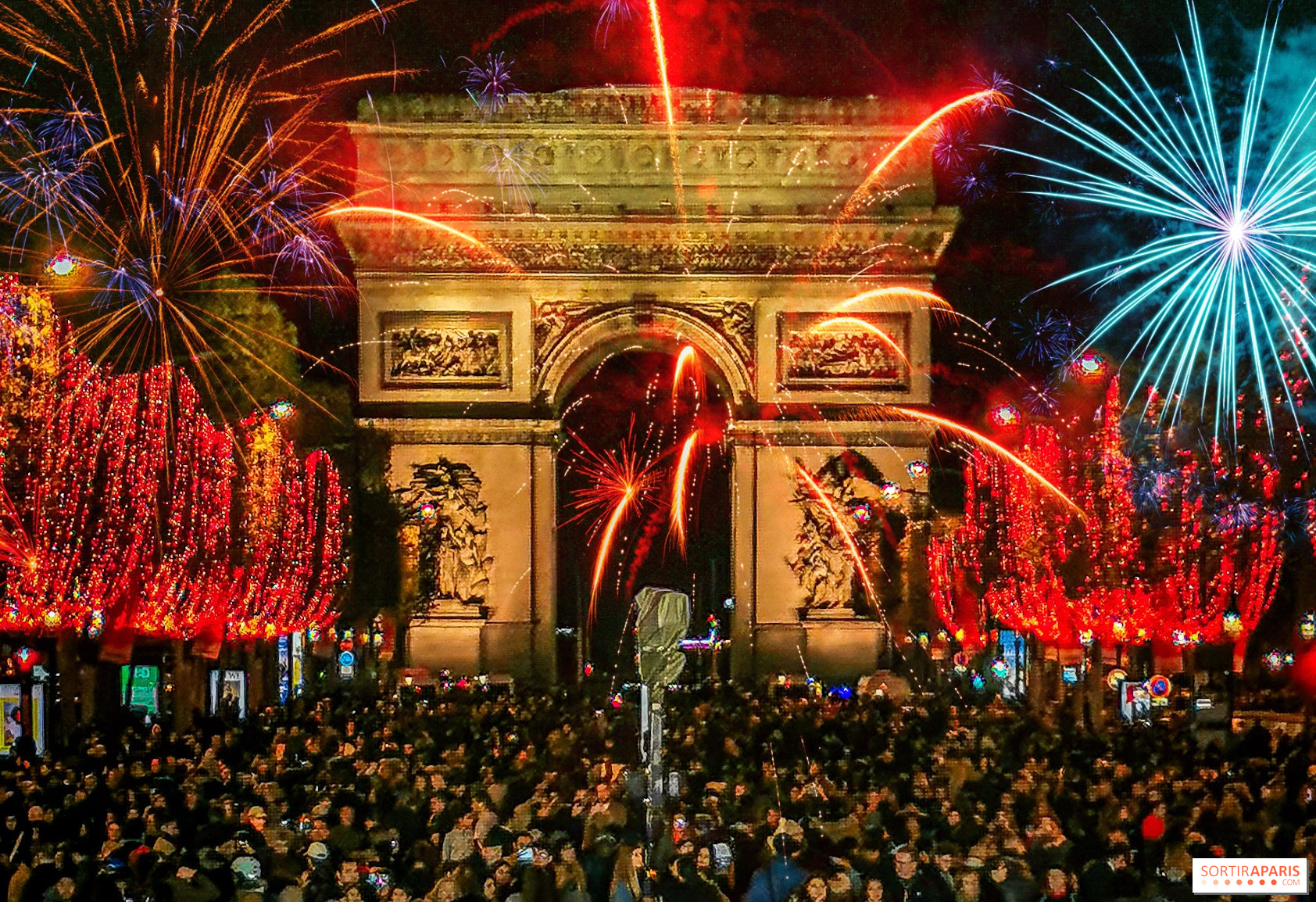 New Year's Eve 2022 on the Champs-Elysées: DJ set and Firework show from  the Arc de Triomphe - Cancelled - Sortiraparis.com