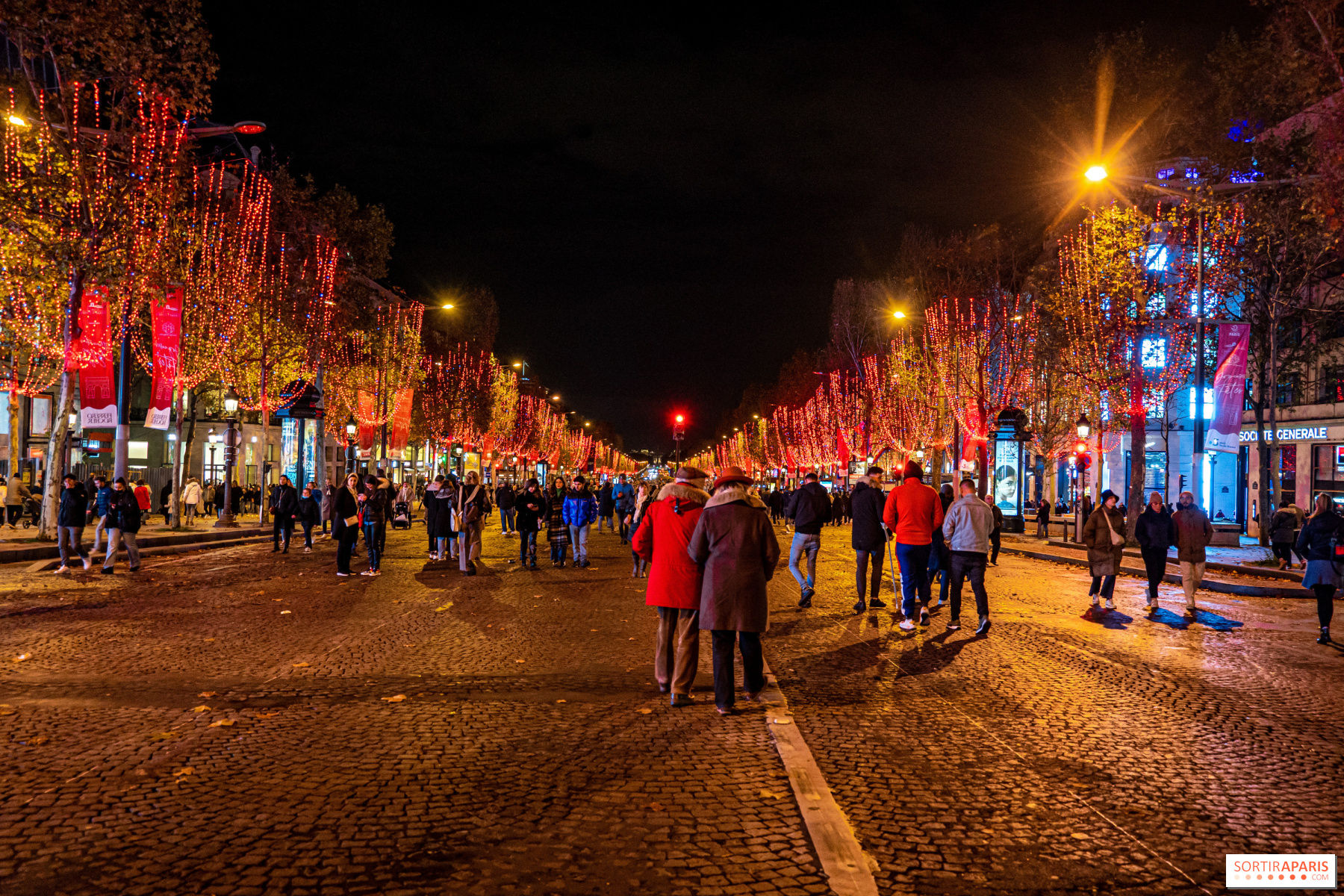Sobriété énergétique à Paris : moins d'illuminations de Noël sur les