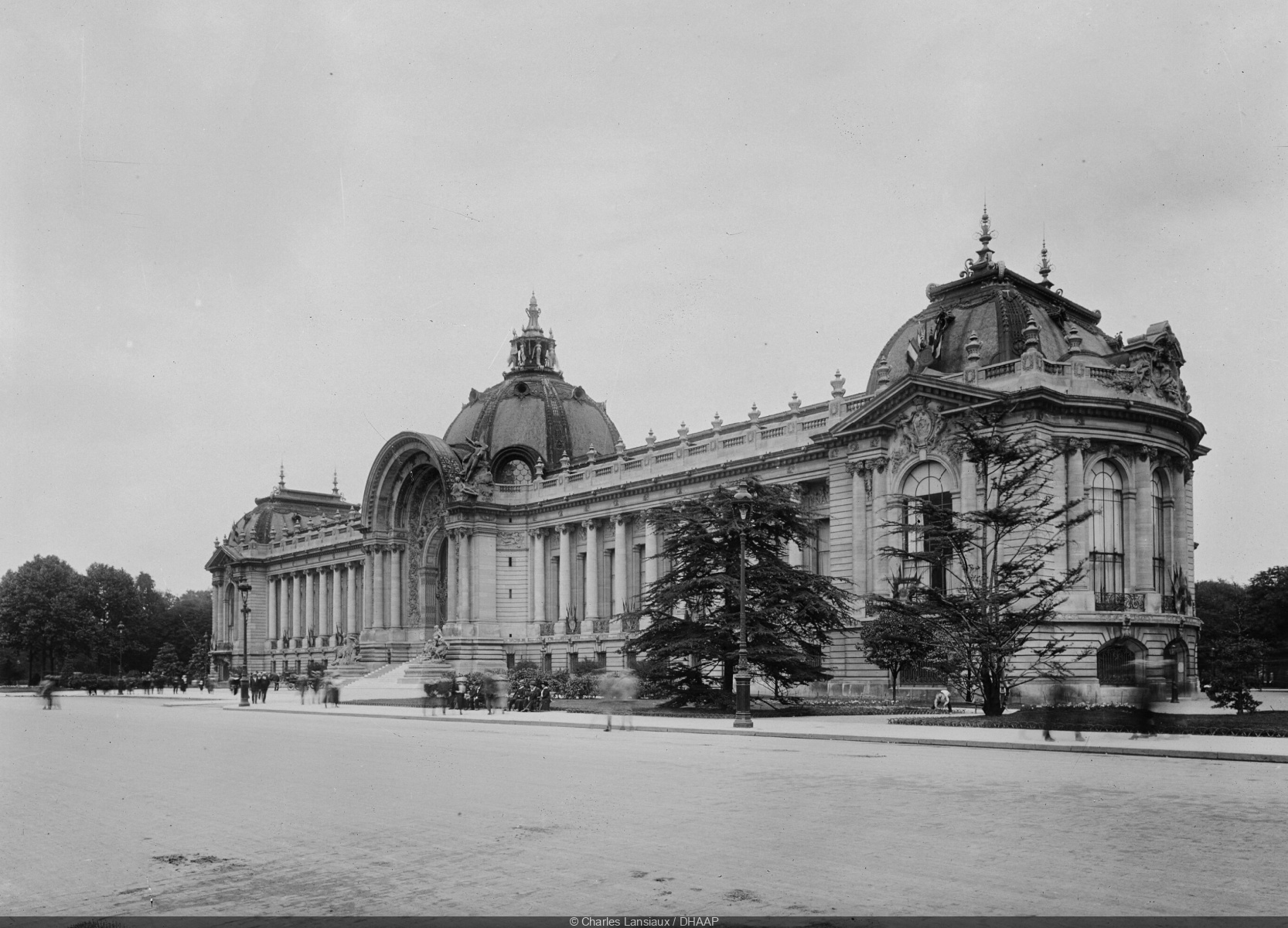Le Paris de la Modernité, the historical exhibition at the Petit