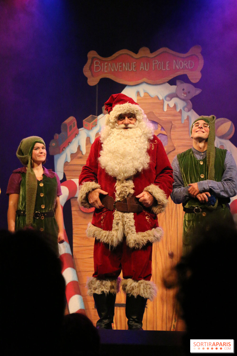 À Wattrelos, le père Noël a joué les acrobates avant de commencer sa  tournée - La Voix du Nord
